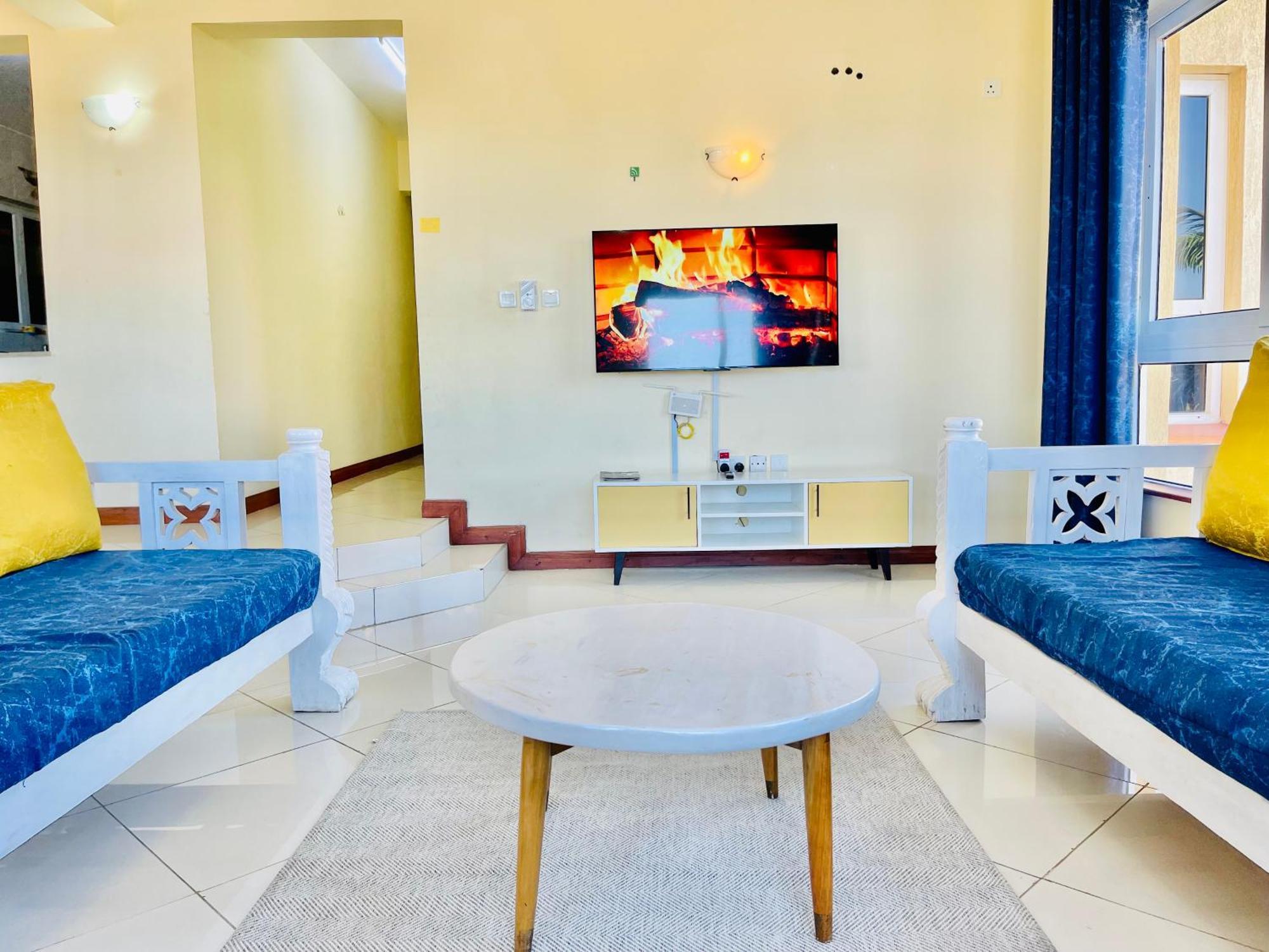 Bed and Breakfast Elna'S Nyali - Work & Unwind - Pool, Sea Views, Ac & Fast Wi-Fi Момбаса Экстерьер фото