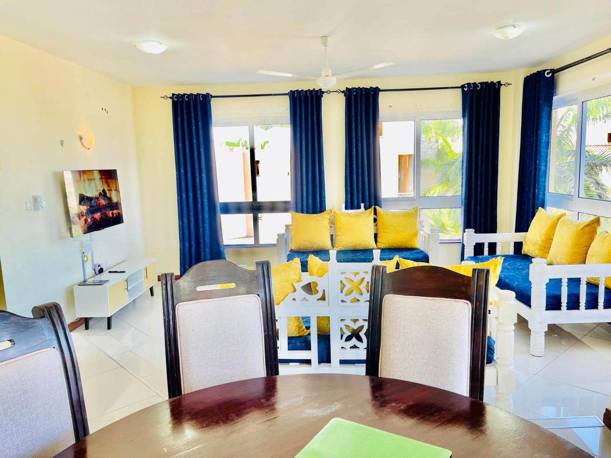 Bed and Breakfast Elna'S Nyali - Work & Unwind - Pool, Sea Views, Ac & Fast Wi-Fi Момбаса Экстерьер фото