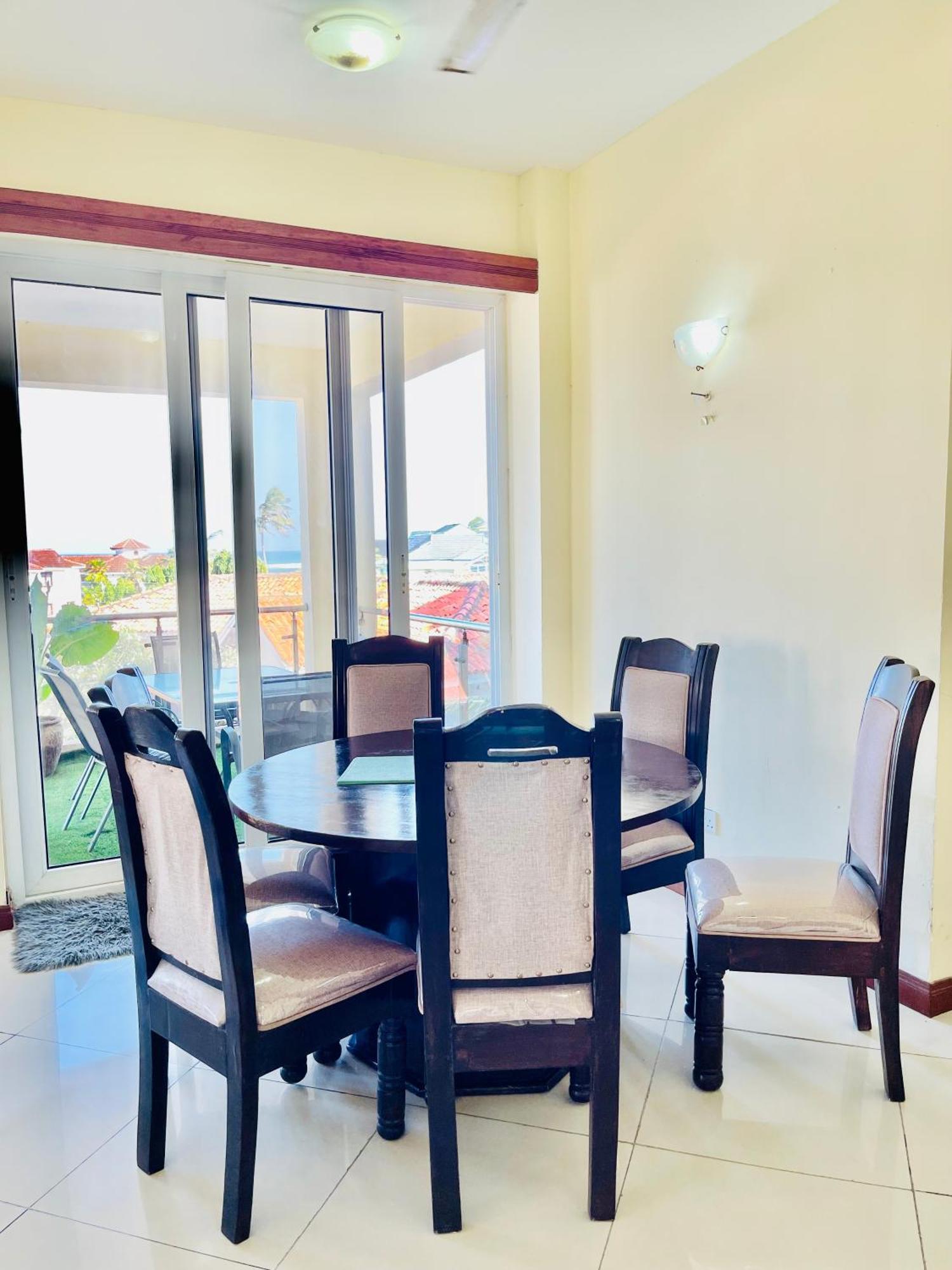 Bed and Breakfast Elna'S Nyali - Work & Unwind - Pool, Sea Views, Ac & Fast Wi-Fi Момбаса Экстерьер фото