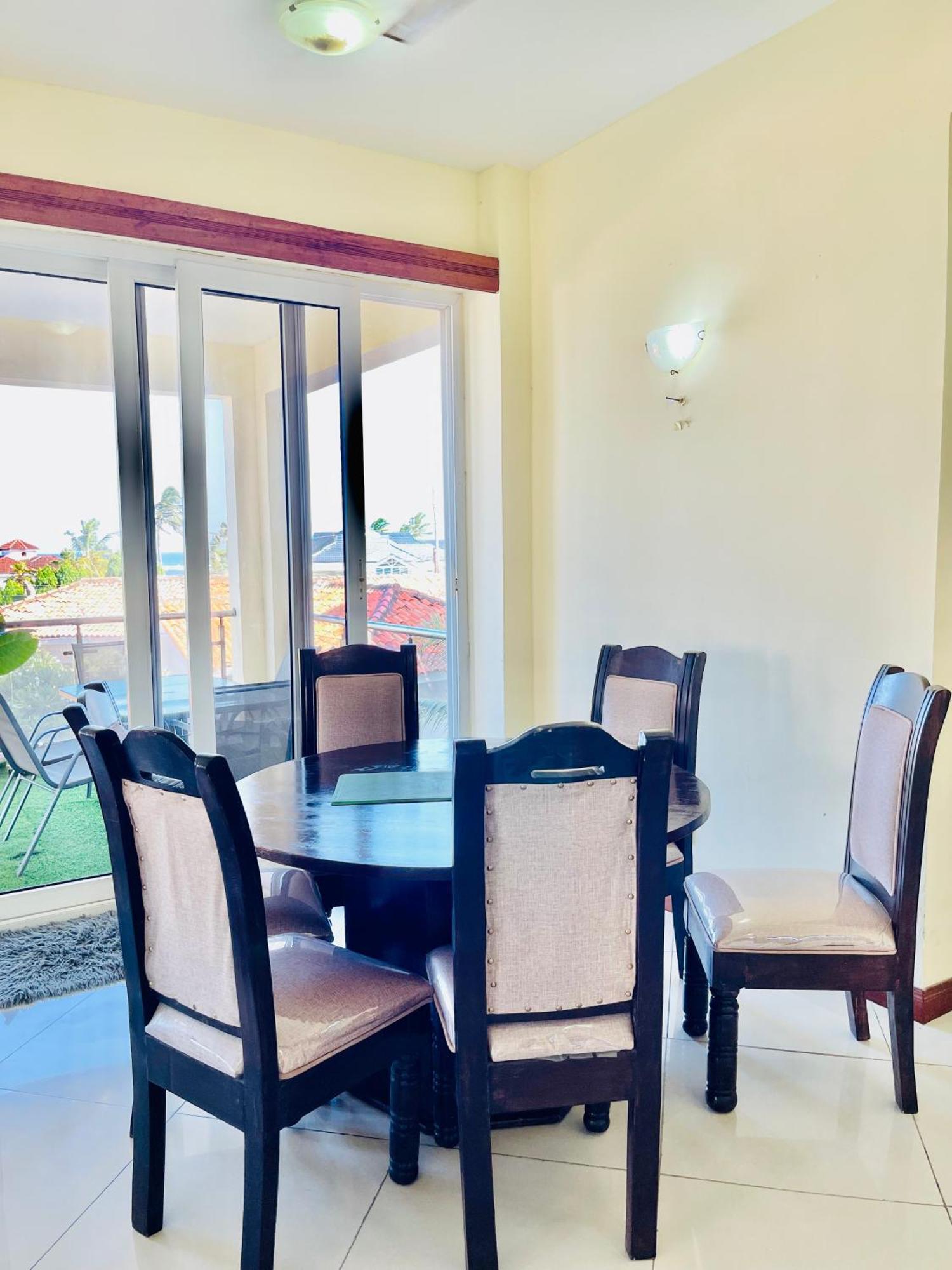 Bed and Breakfast Elna'S Nyali - Work & Unwind - Pool, Sea Views, Ac & Fast Wi-Fi Момбаса Экстерьер фото